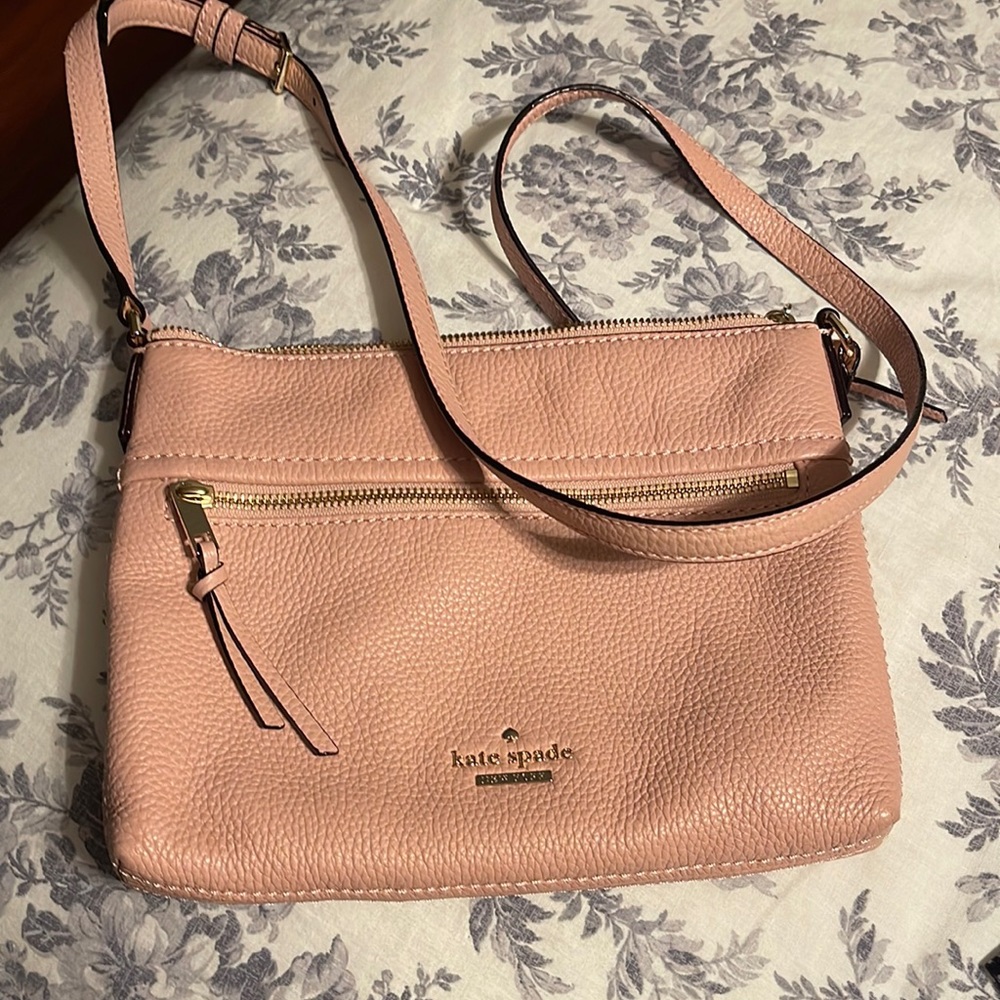 Kate spade like new crossbody bag